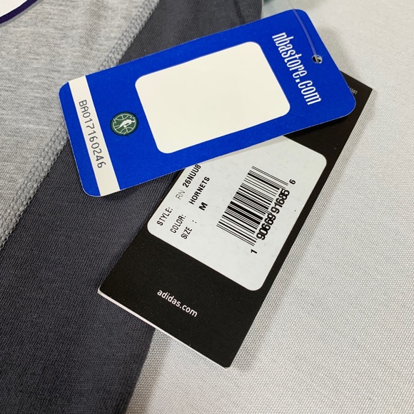 CHARLOTTE HORNETS SHIRT KIDS MEDIUM 5/6 NBA ADIDAS GRAY - Picture 4 of 8